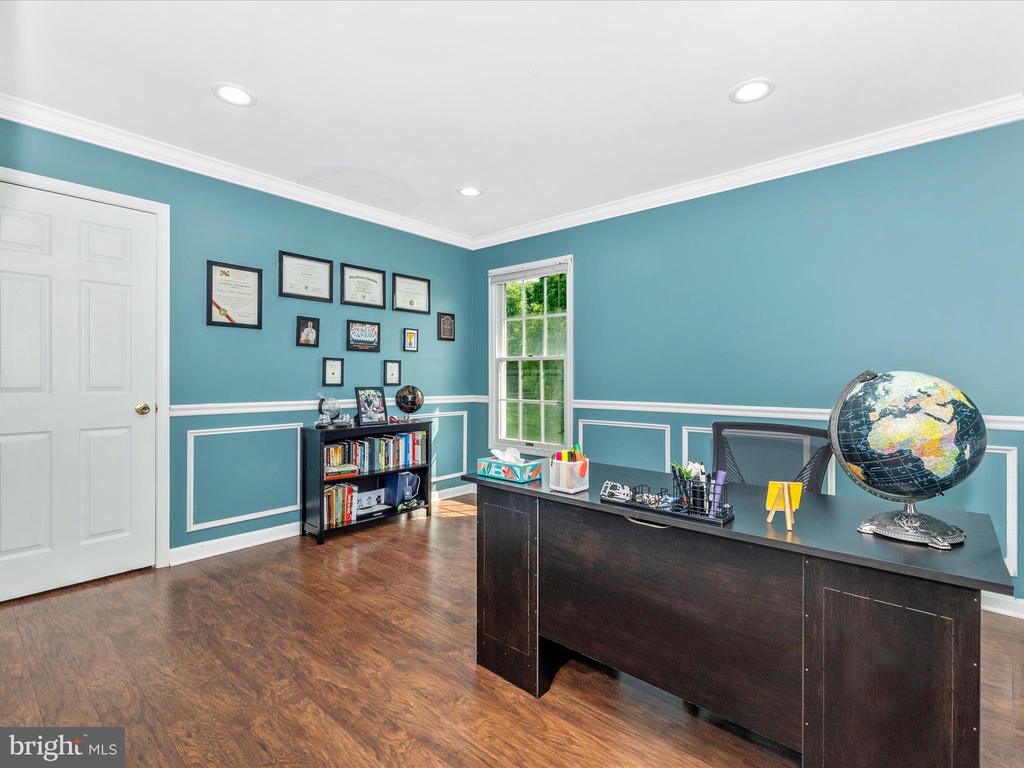 1926 Londontowne Dr