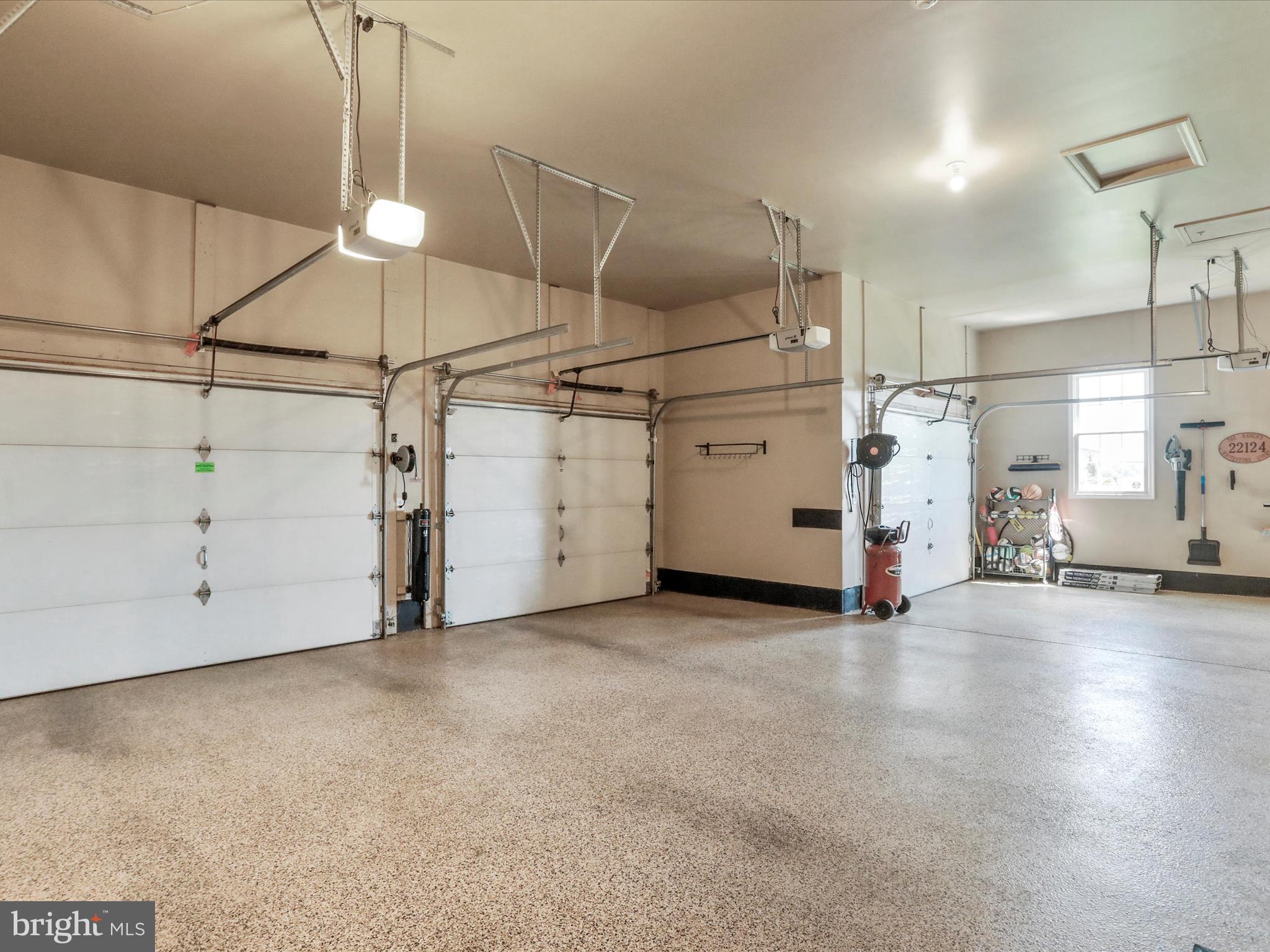 22124 WHITESTONE COURT