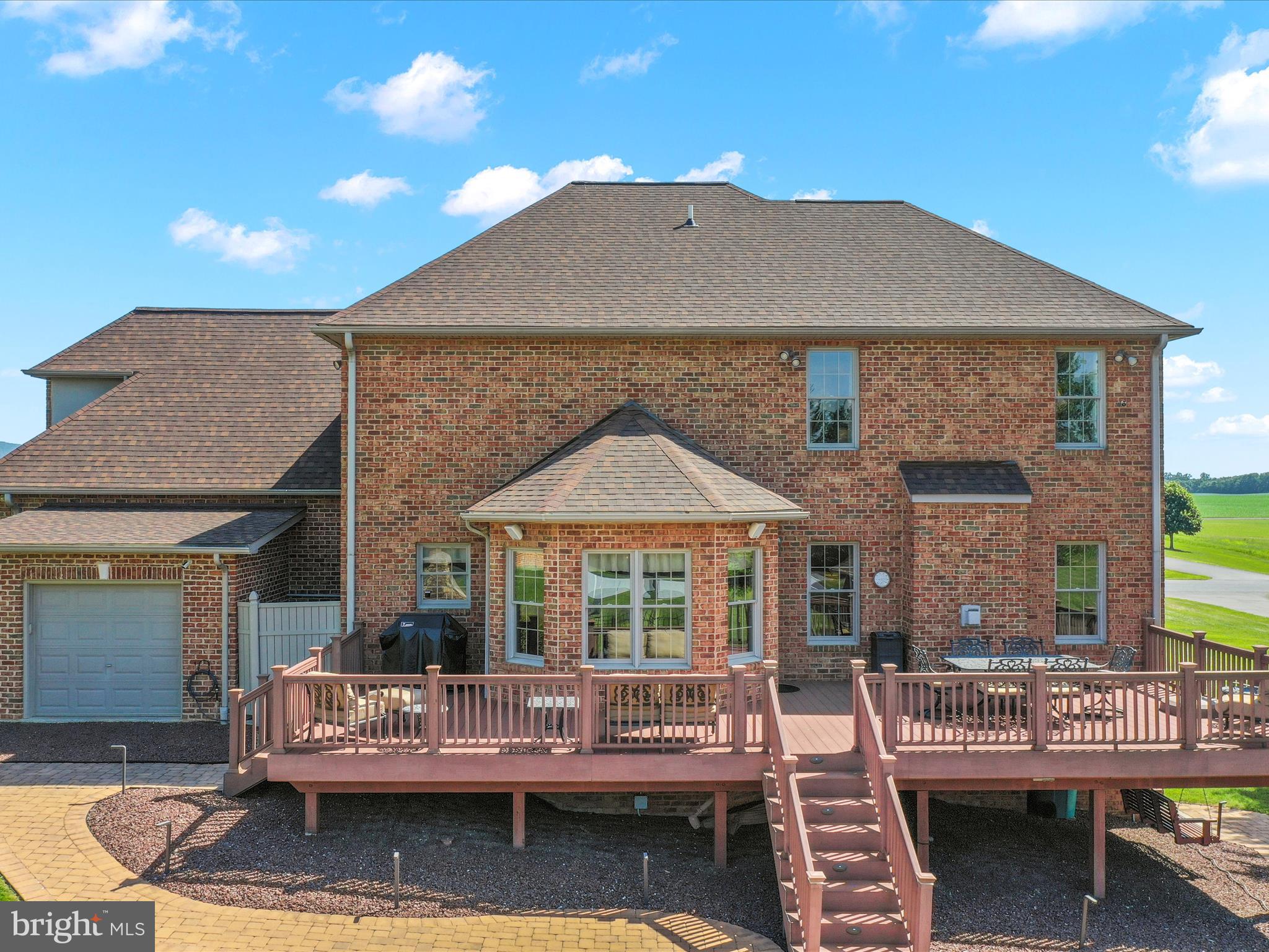 22124 WHITESTONE COURT