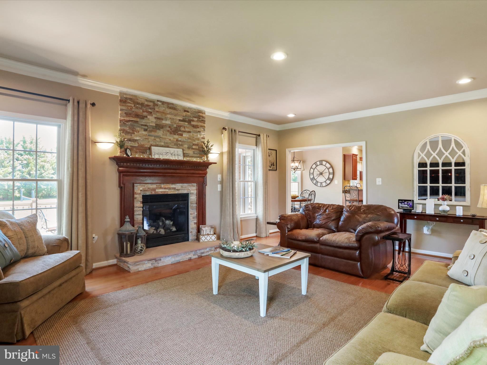 22124 WHITESTONE COURT