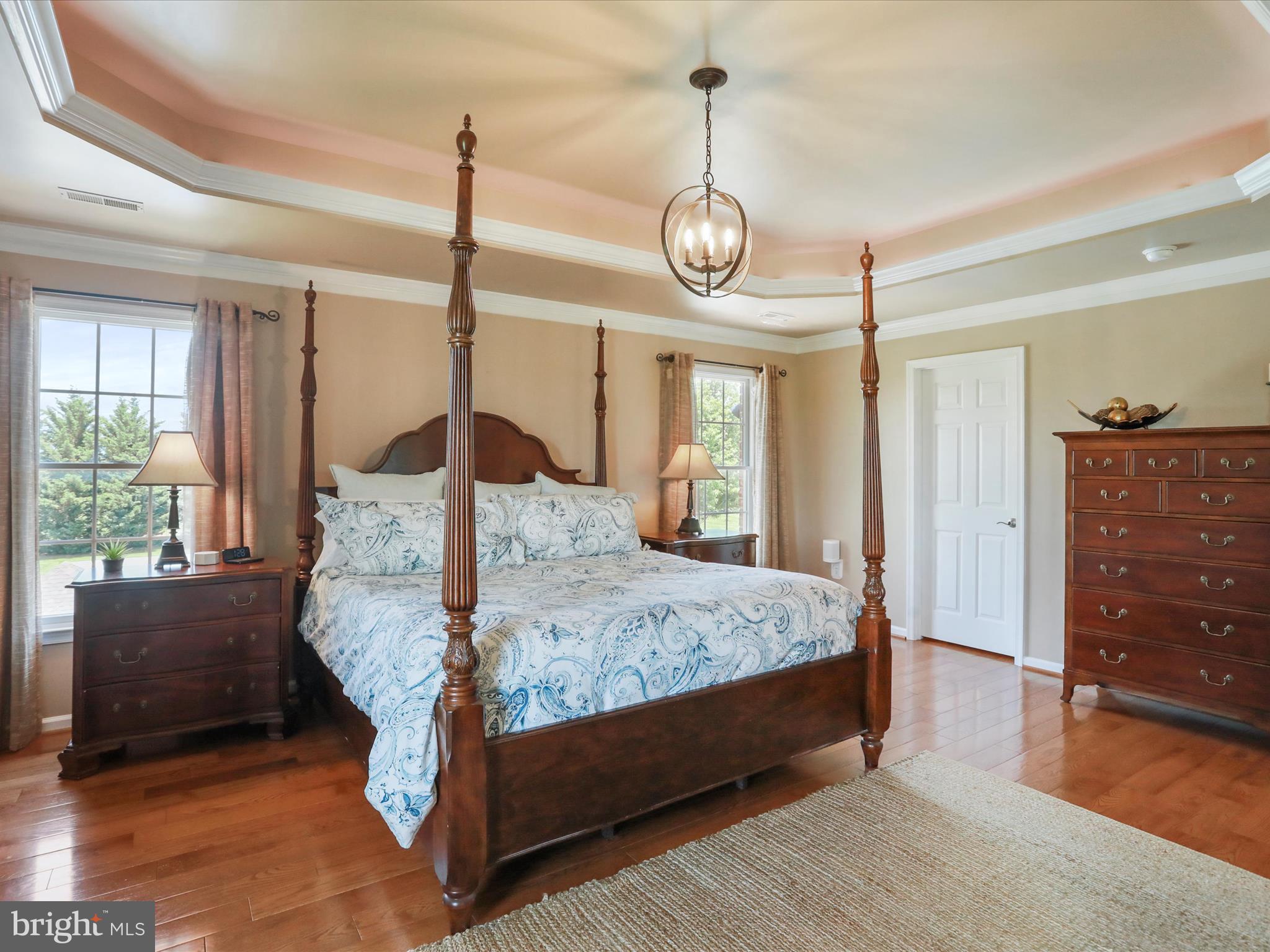 22124 WHITESTONE COURT