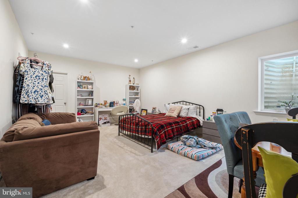 12606 ROSENCRANS DRIVE