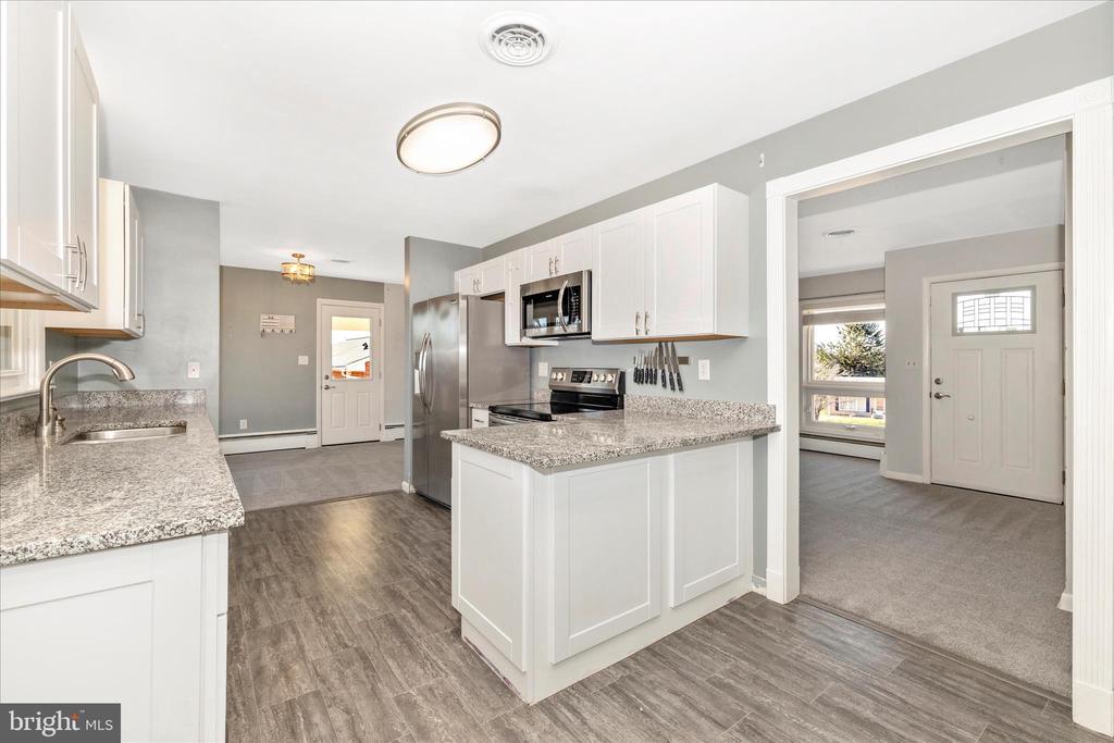 27 LEHIGH AVENUE