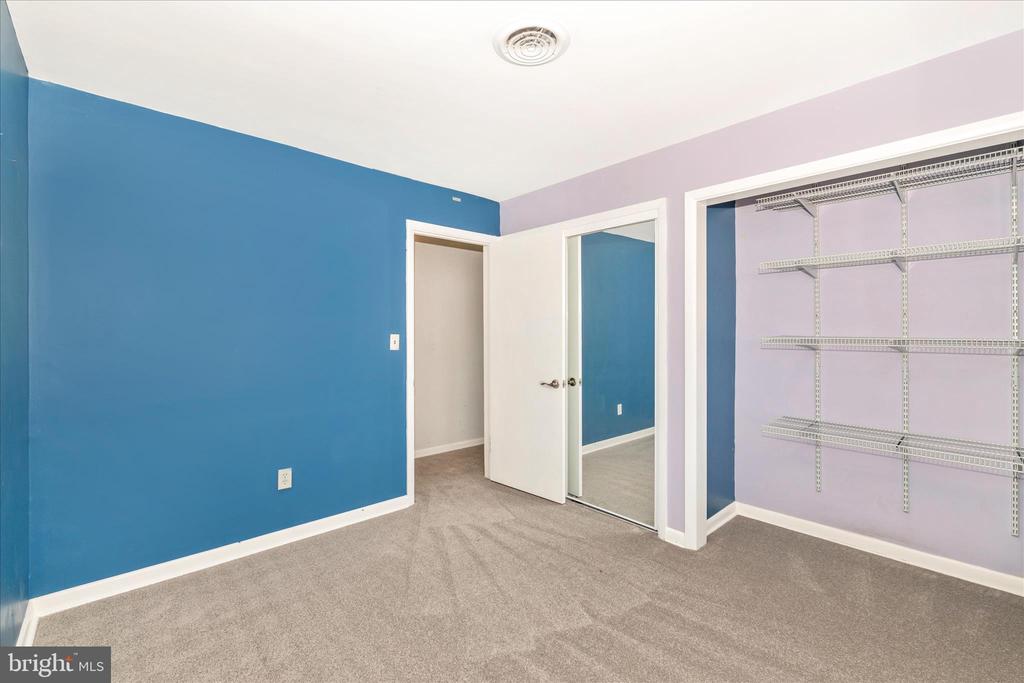 27 LEHIGH AVENUE