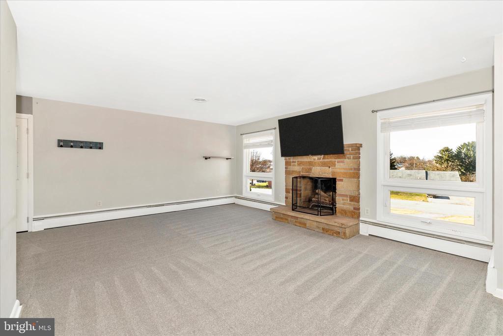 27 LEHIGH AVENUE