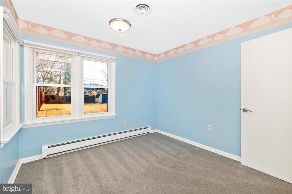 27 LEHIGH AVENUE