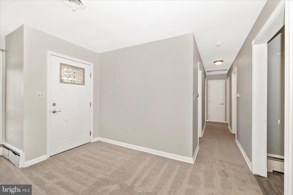 27 LEHIGH AVENUE