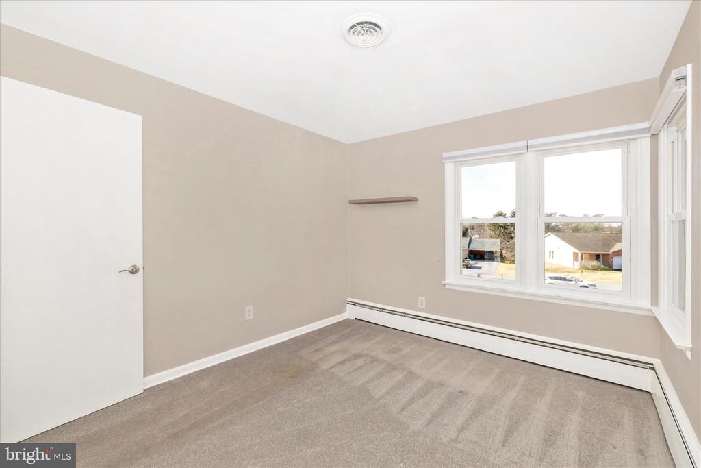 27 LEHIGH AVENUE