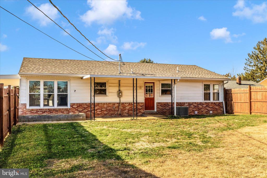 27 LEHIGH AVENUE