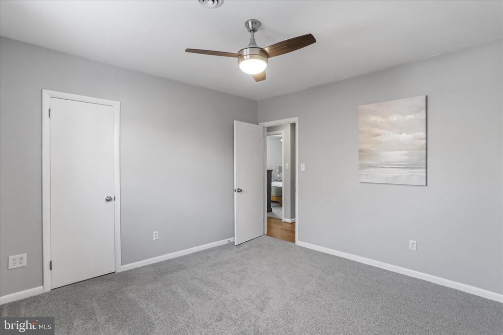11907 WESLEY DRIVE