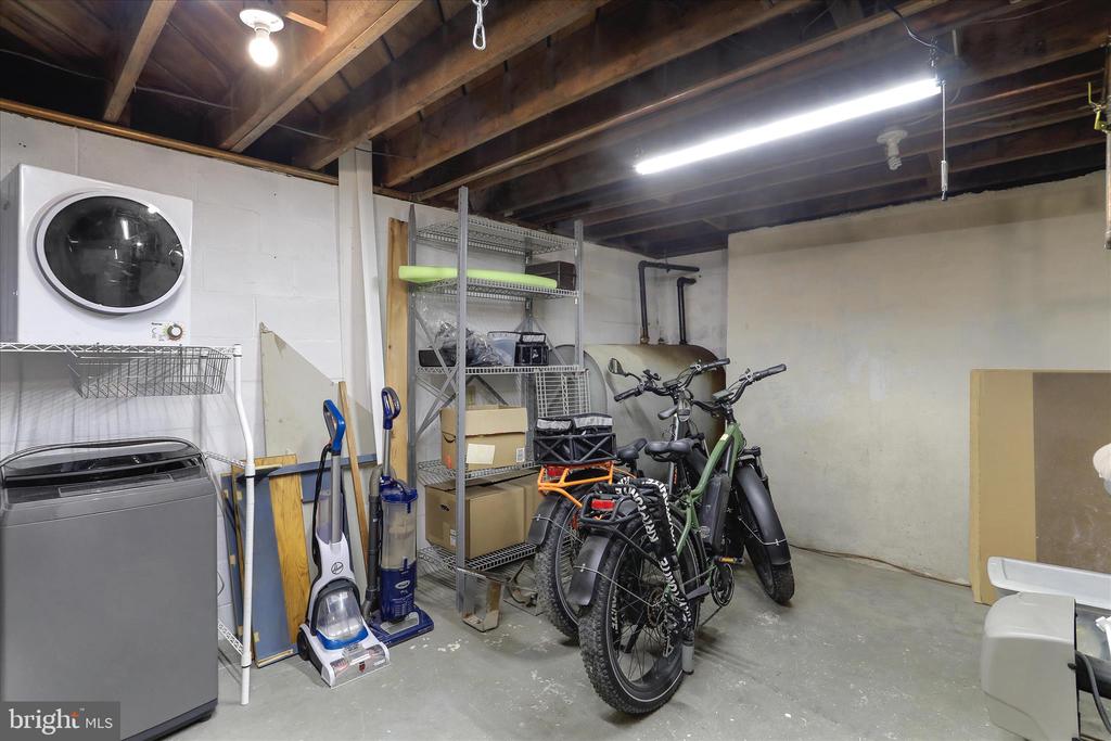 11907 WESLEY DRIVE