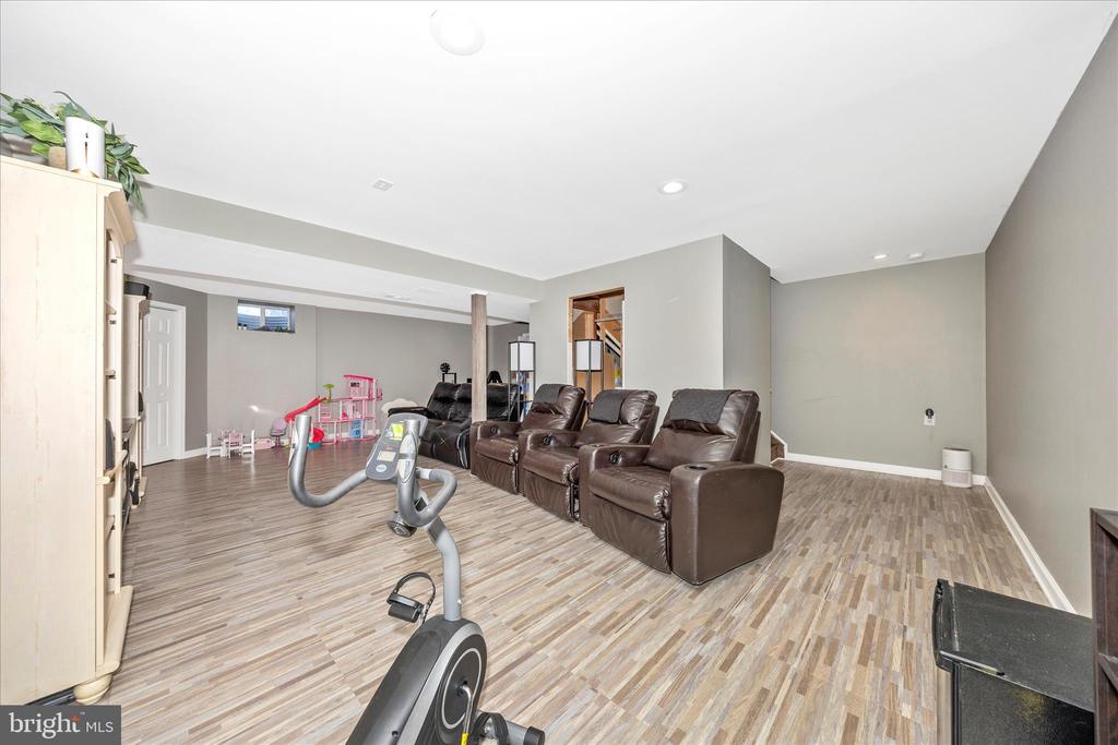 7 ROCKINGHAM DRIVE