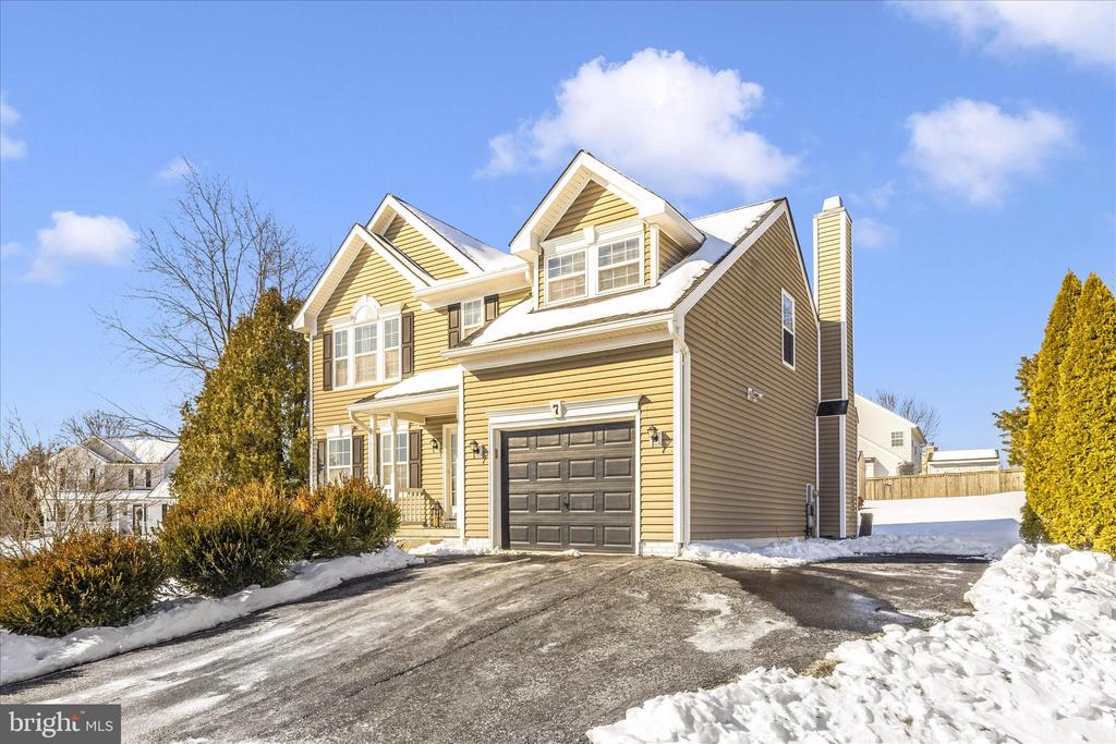 7 ROCKINGHAM DRIVE