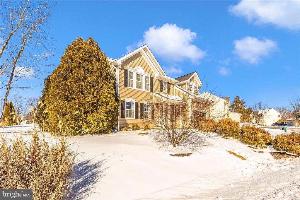 7 ROCKINGHAM DRIVE