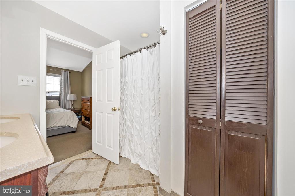 7 ROCKINGHAM DRIVE