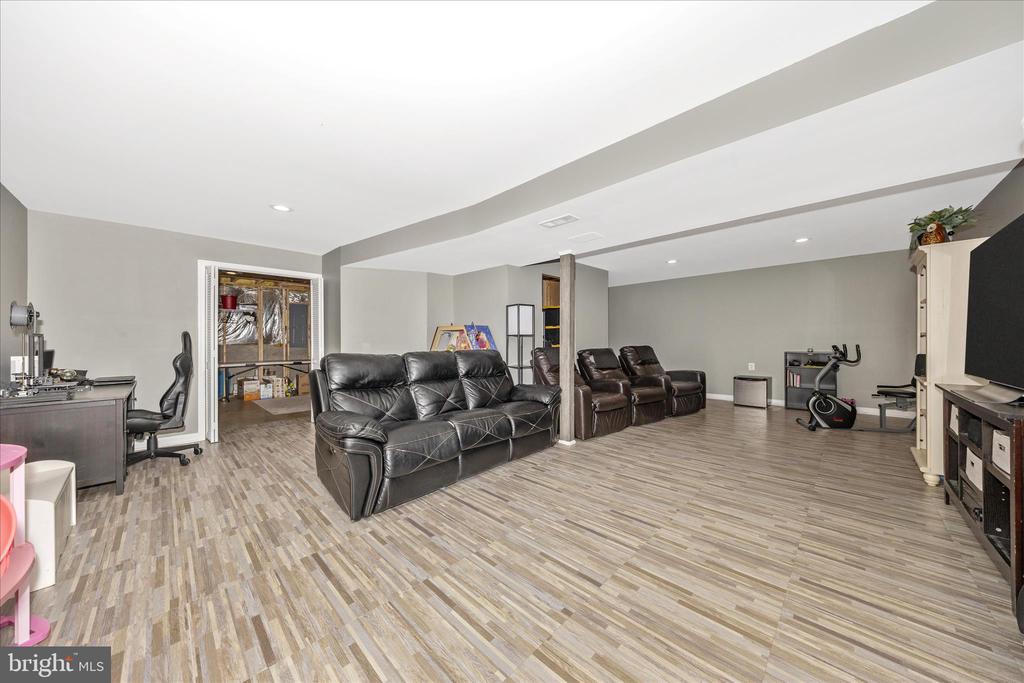 7 ROCKINGHAM DRIVE