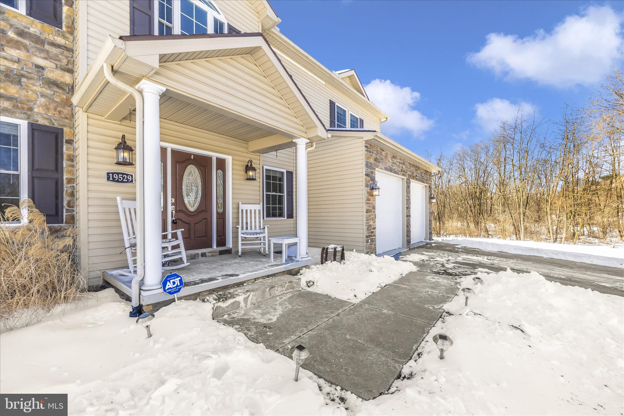 19529 PORTSMOUTH DRIVE