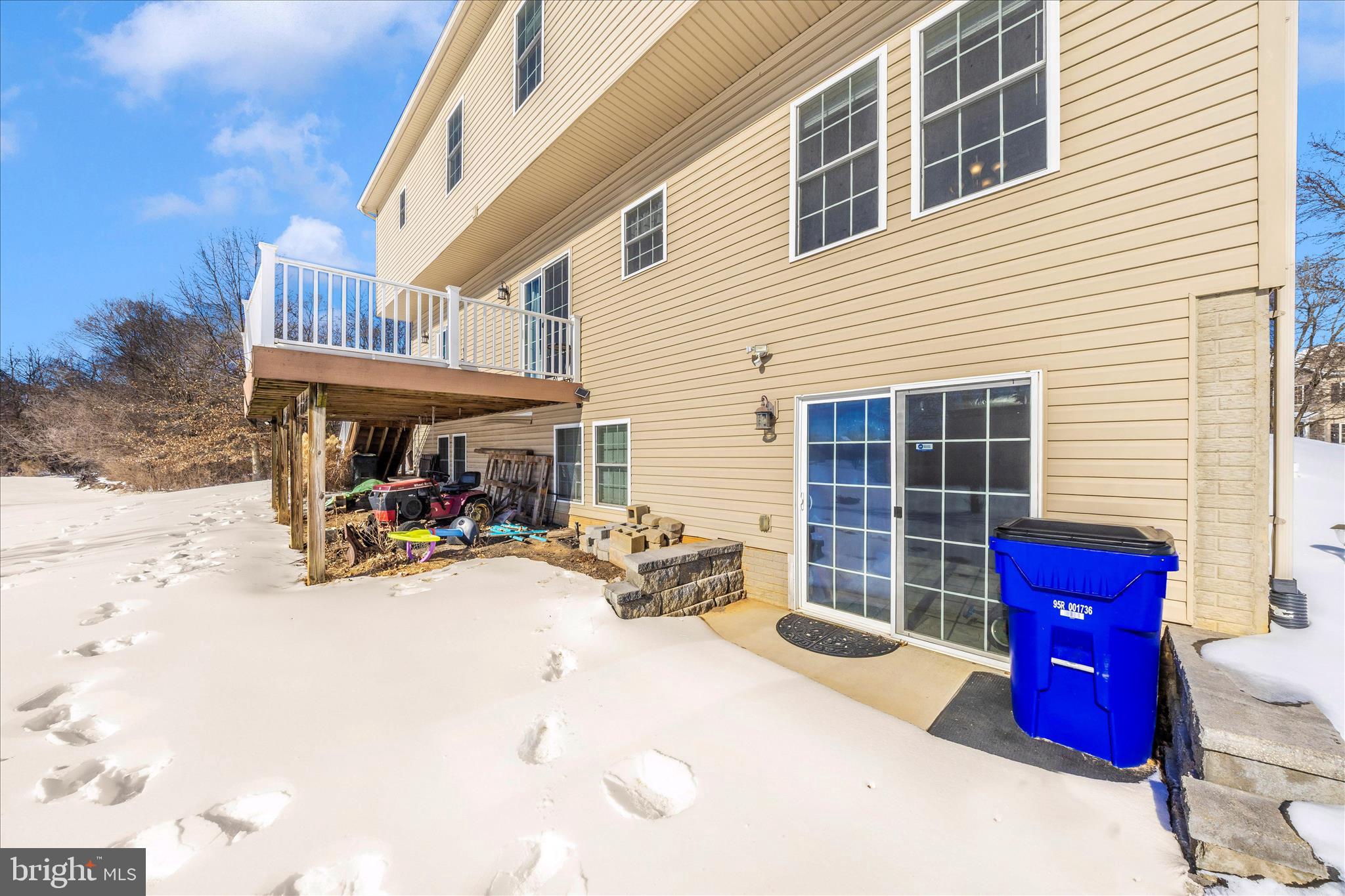 19529 PORTSMOUTH DRIVE