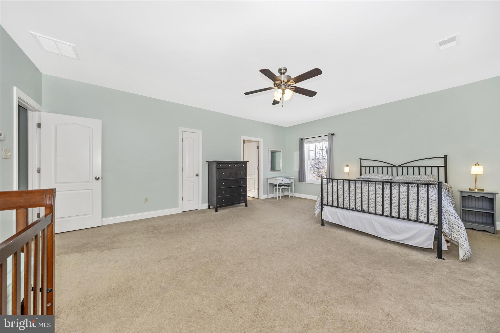 19529 PORTSMOUTH DRIVE