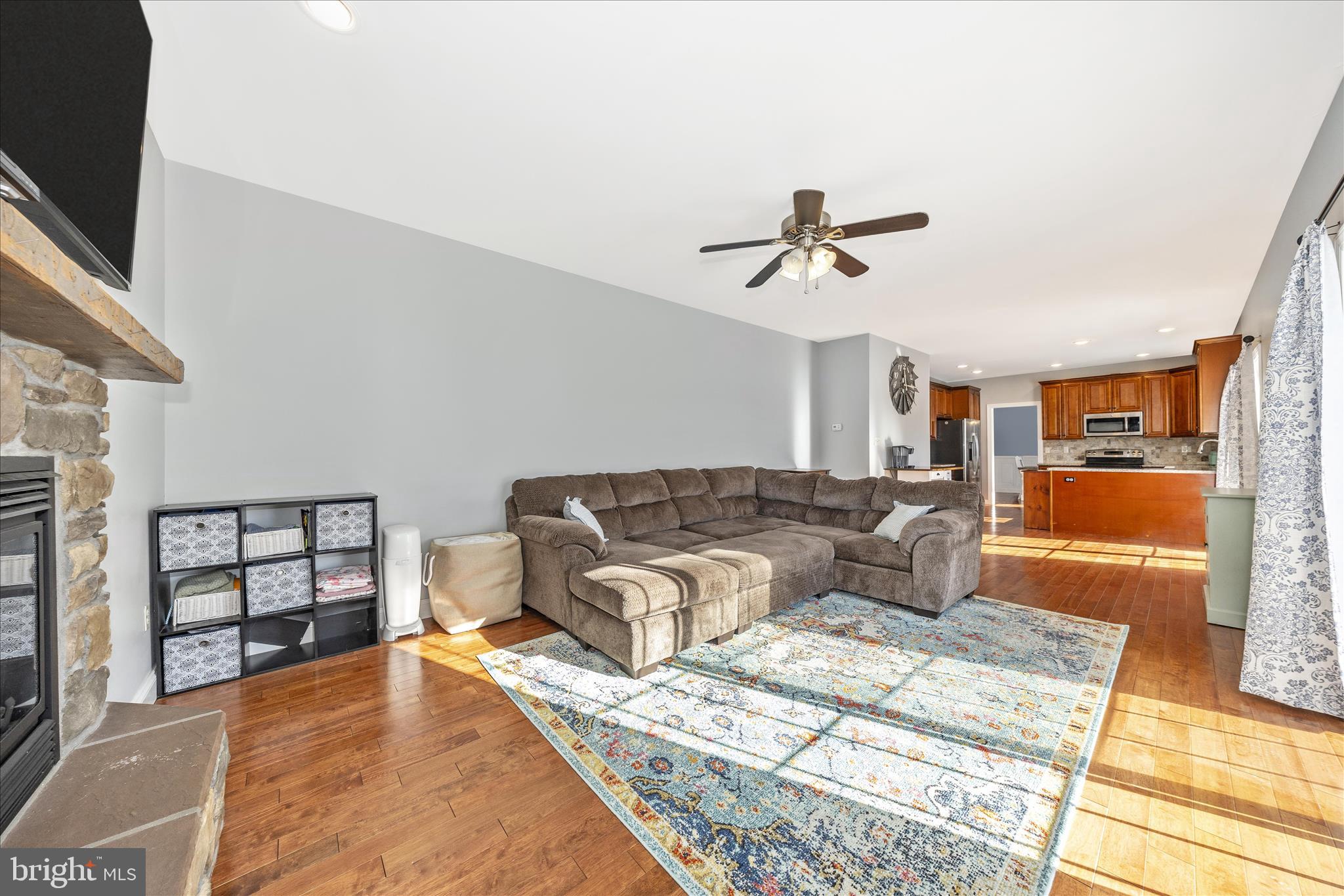 19529 PORTSMOUTH DRIVE