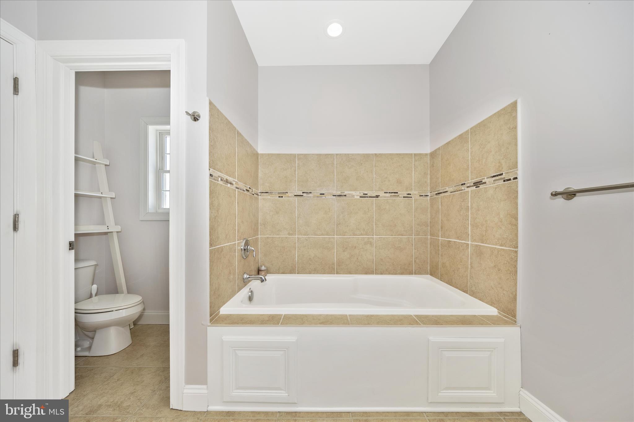 19529 PORTSMOUTH DRIVE