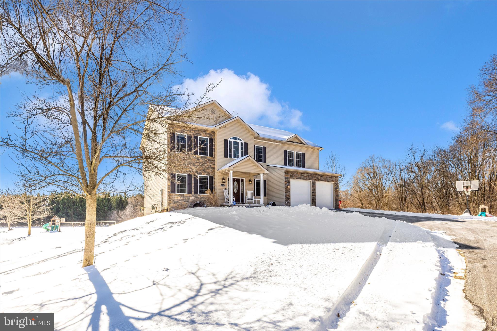 19529 PORTSMOUTH DRIVE