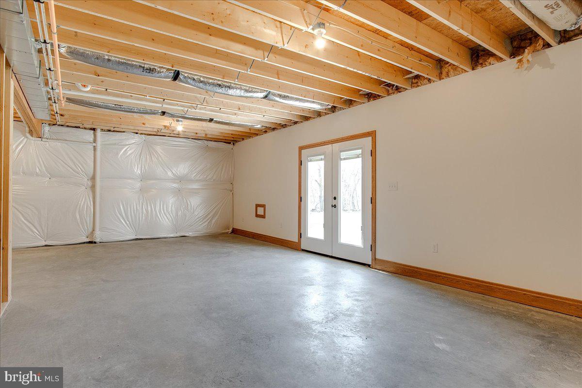 21611 LEITERSBURG SMITHSBURG ROAD