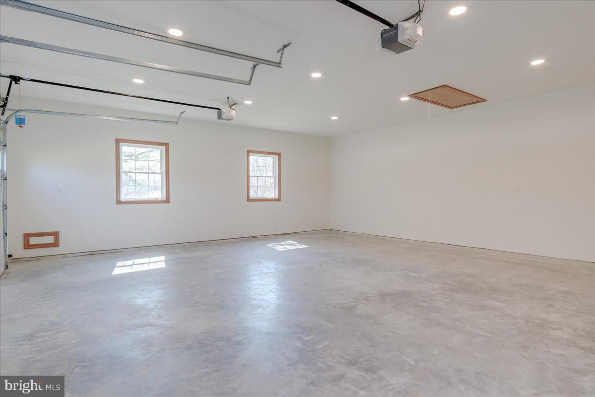 21611 LEITERSBURG SMITHSBURG ROAD