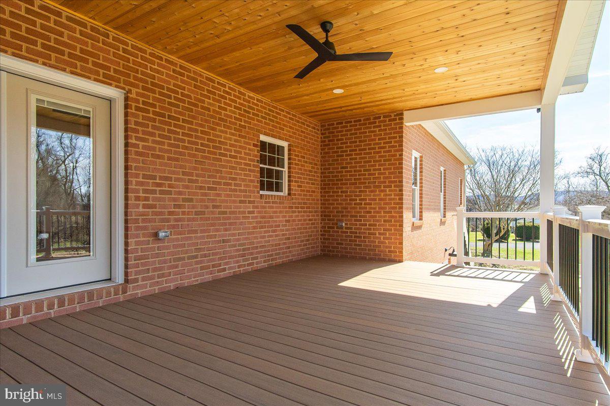 21611 LEITERSBURG SMITHSBURG ROAD