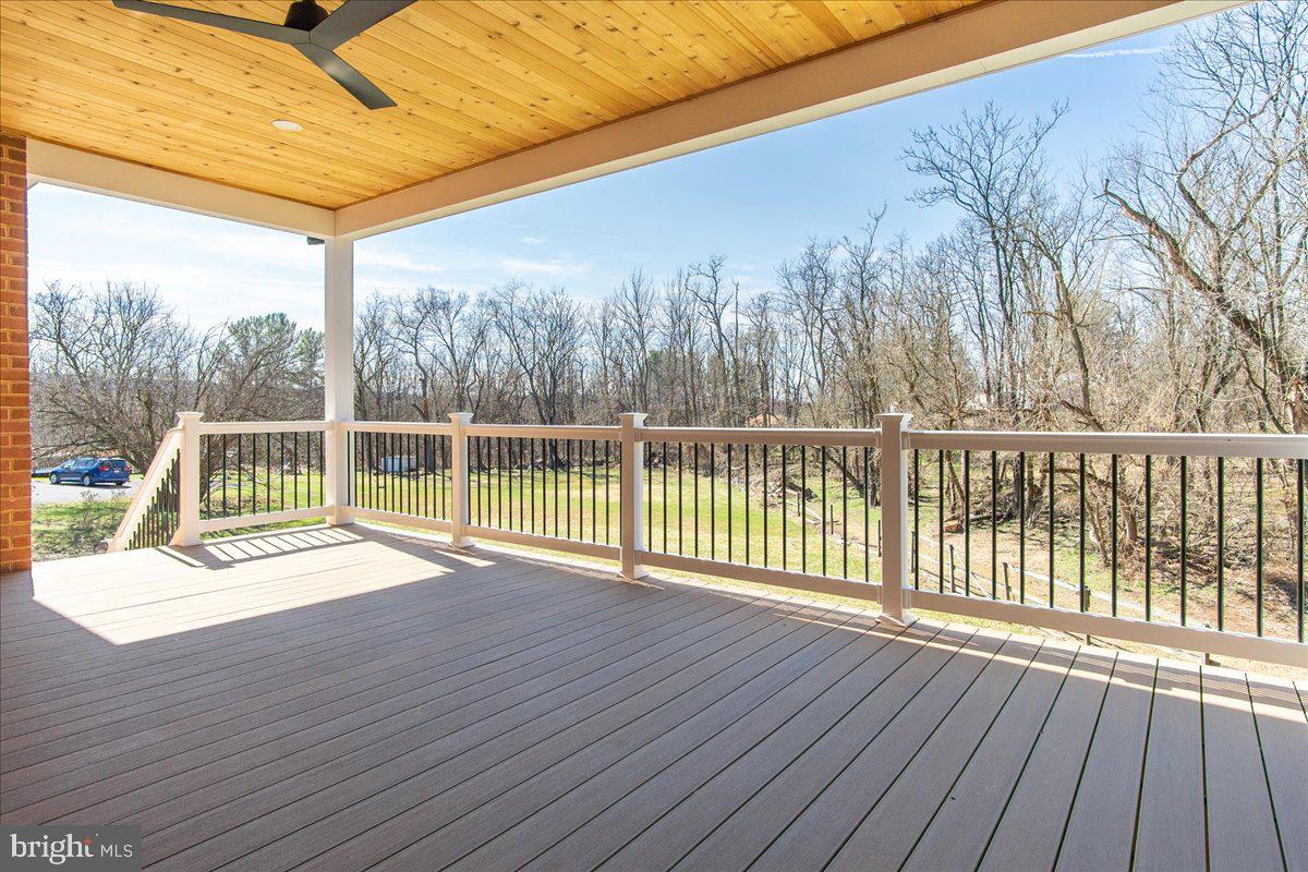 21611 LEITERSBURG SMITHSBURG ROAD