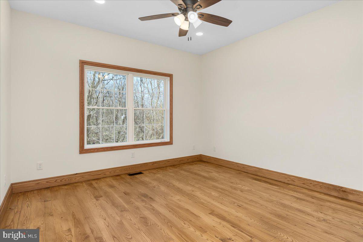 21611 LEITERSBURG SMITHSBURG ROAD