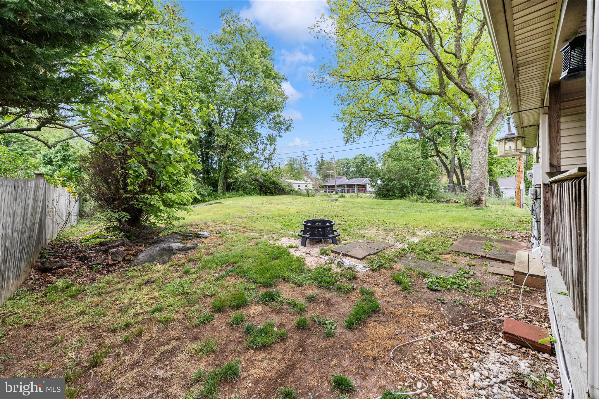 916 HARWOOD ROAD B