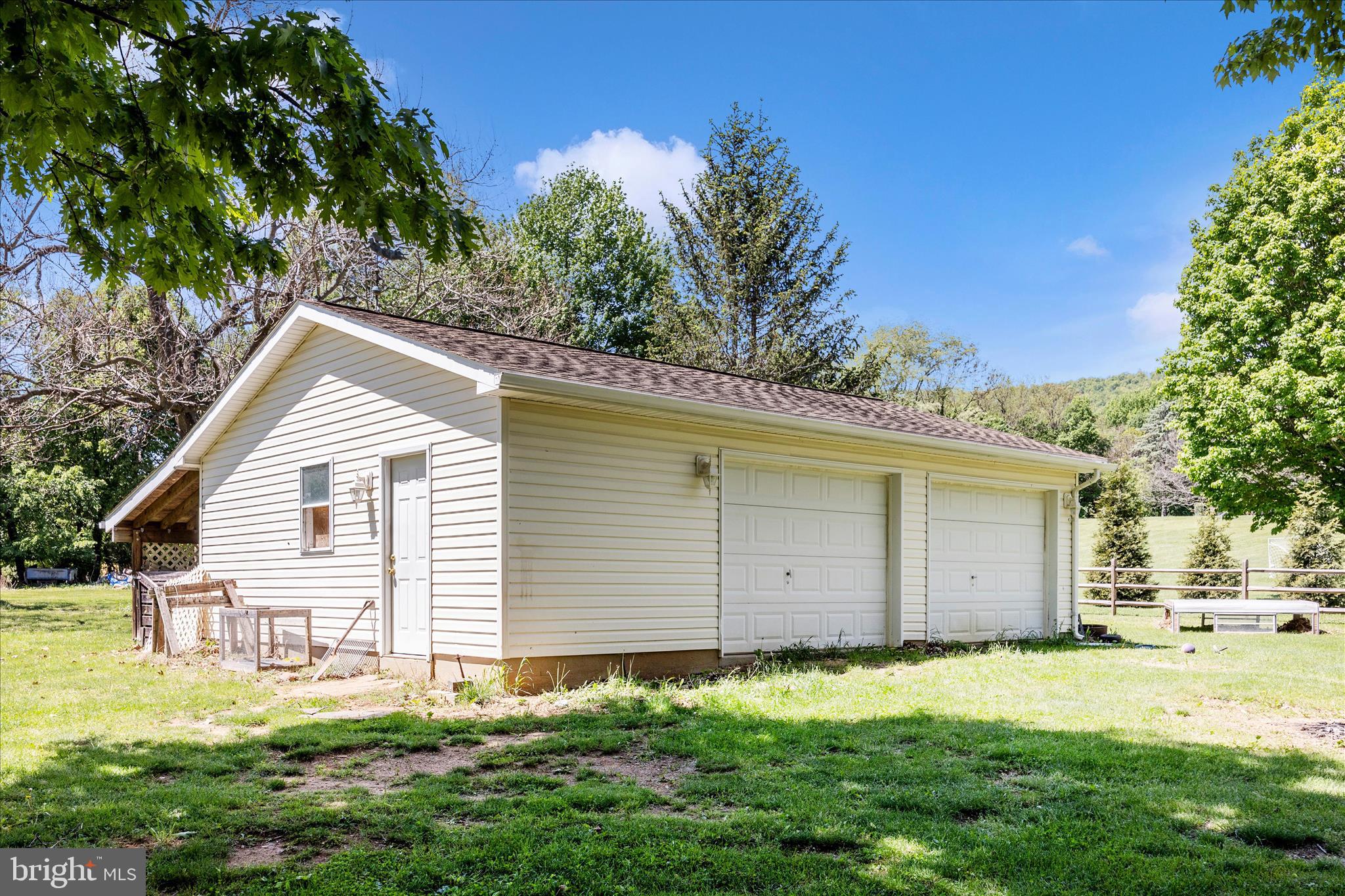 19231 DEER PATH
