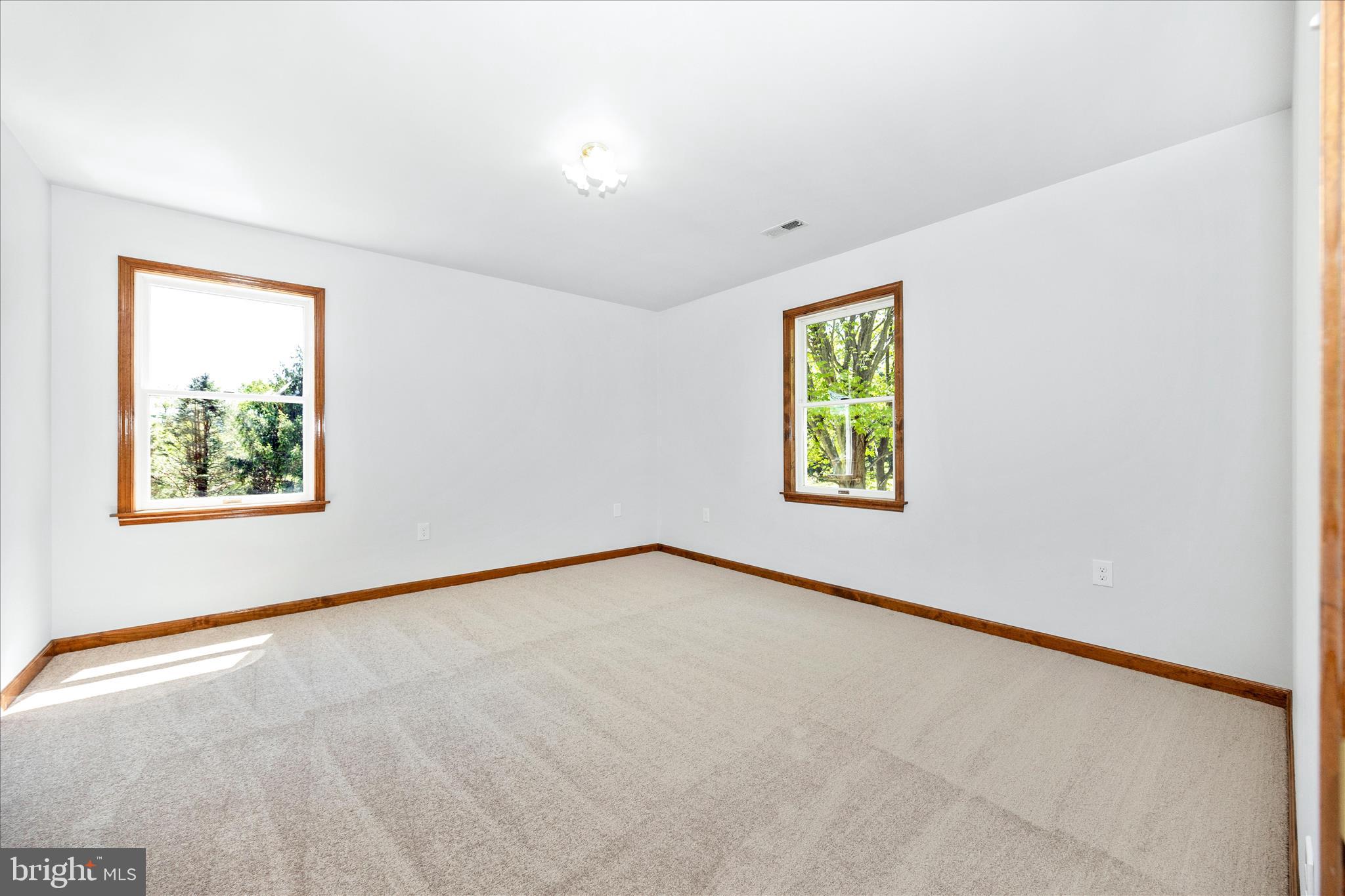 19231 DEER PATH