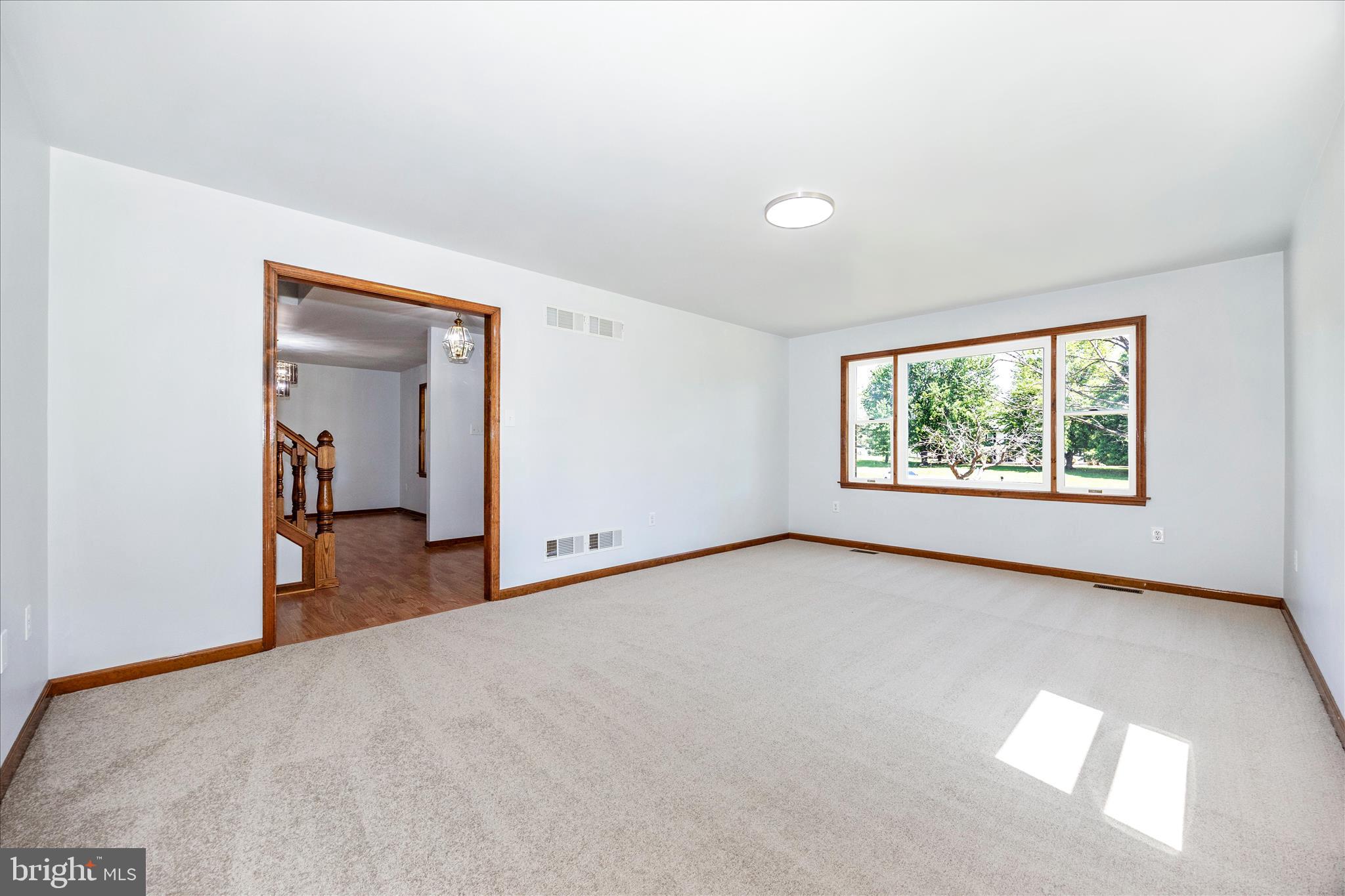 19231 DEER PATH