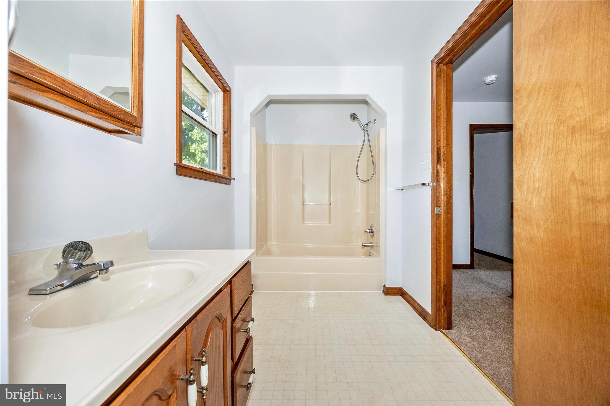 19231 DEER PATH