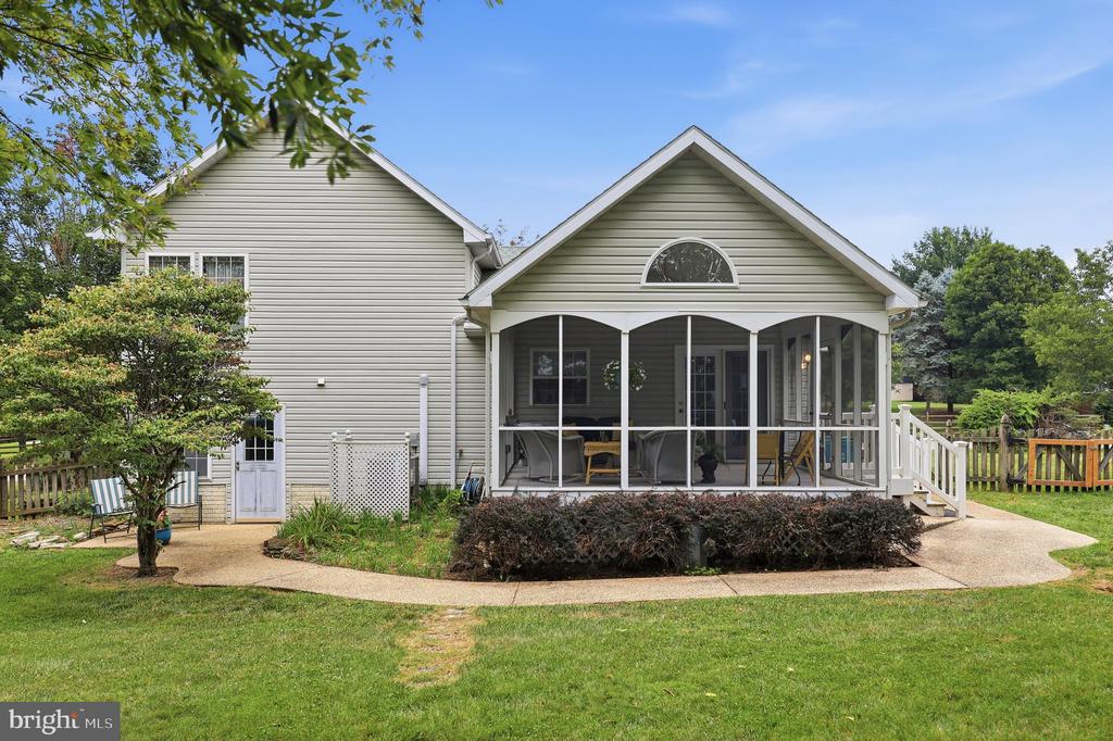 403 ELM CREST AVENUE