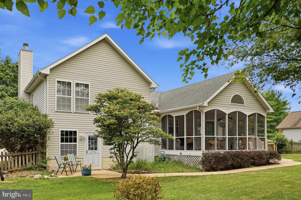 403 ELM CREST AVENUE
