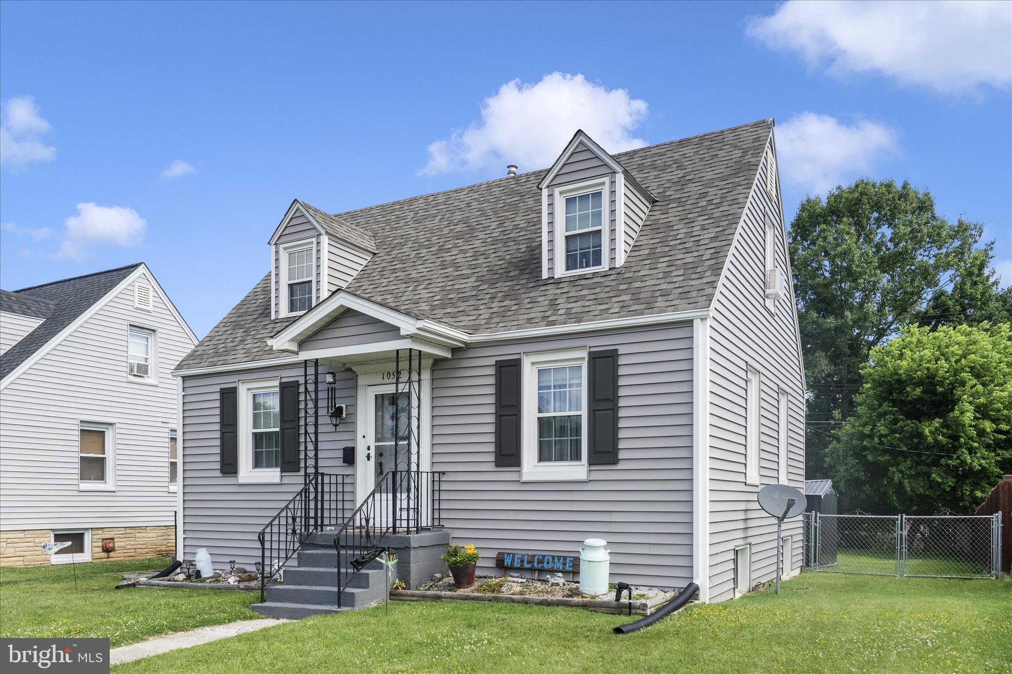 1052 FAIRVIEW ROAD