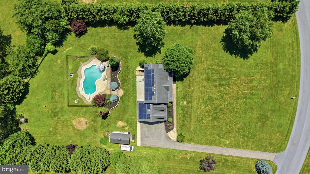 5325 HOLLOW TREE LANE