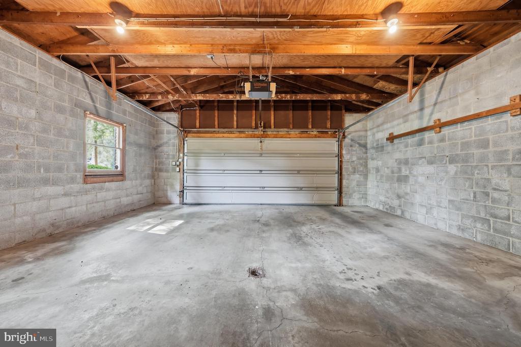 18309 WOODSIDE DRIVE