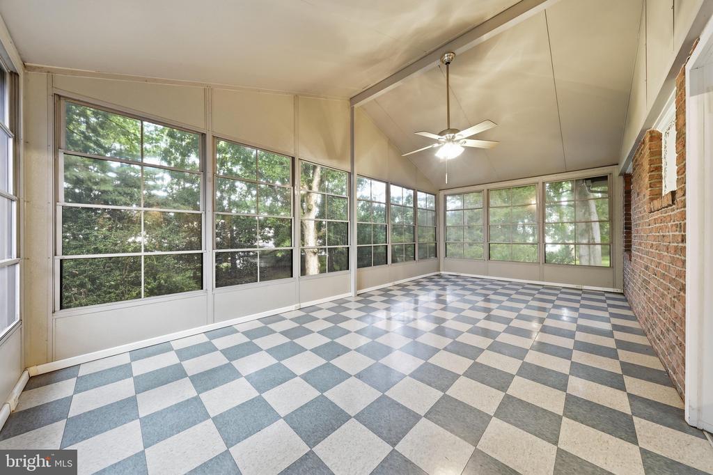 18309 WOODSIDE DRIVE