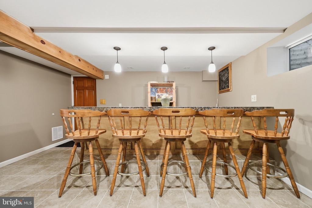 24 SPRINGFIELD LANE