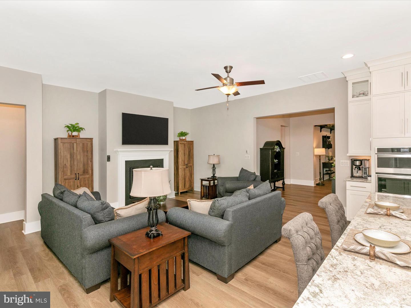 113 LIVELY STREAM WAY