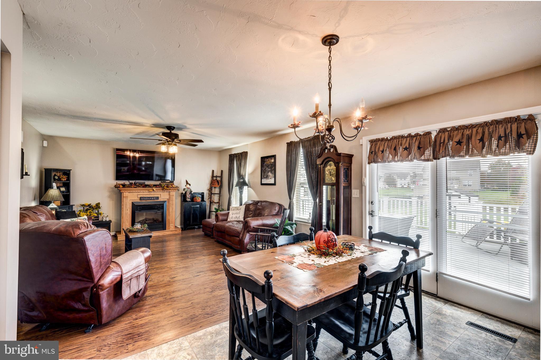 25 S Allwood DRIVE