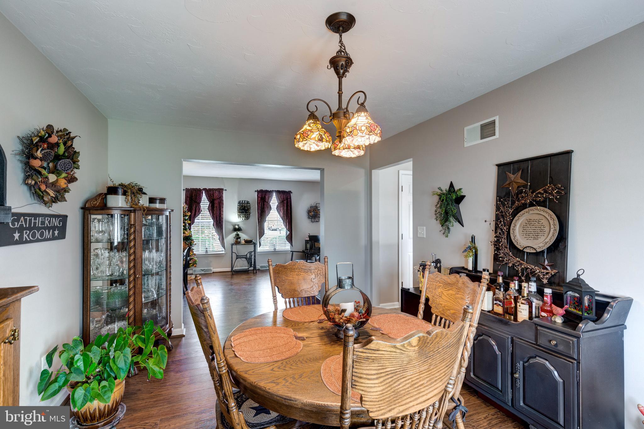 25 S Allwood DRIVE