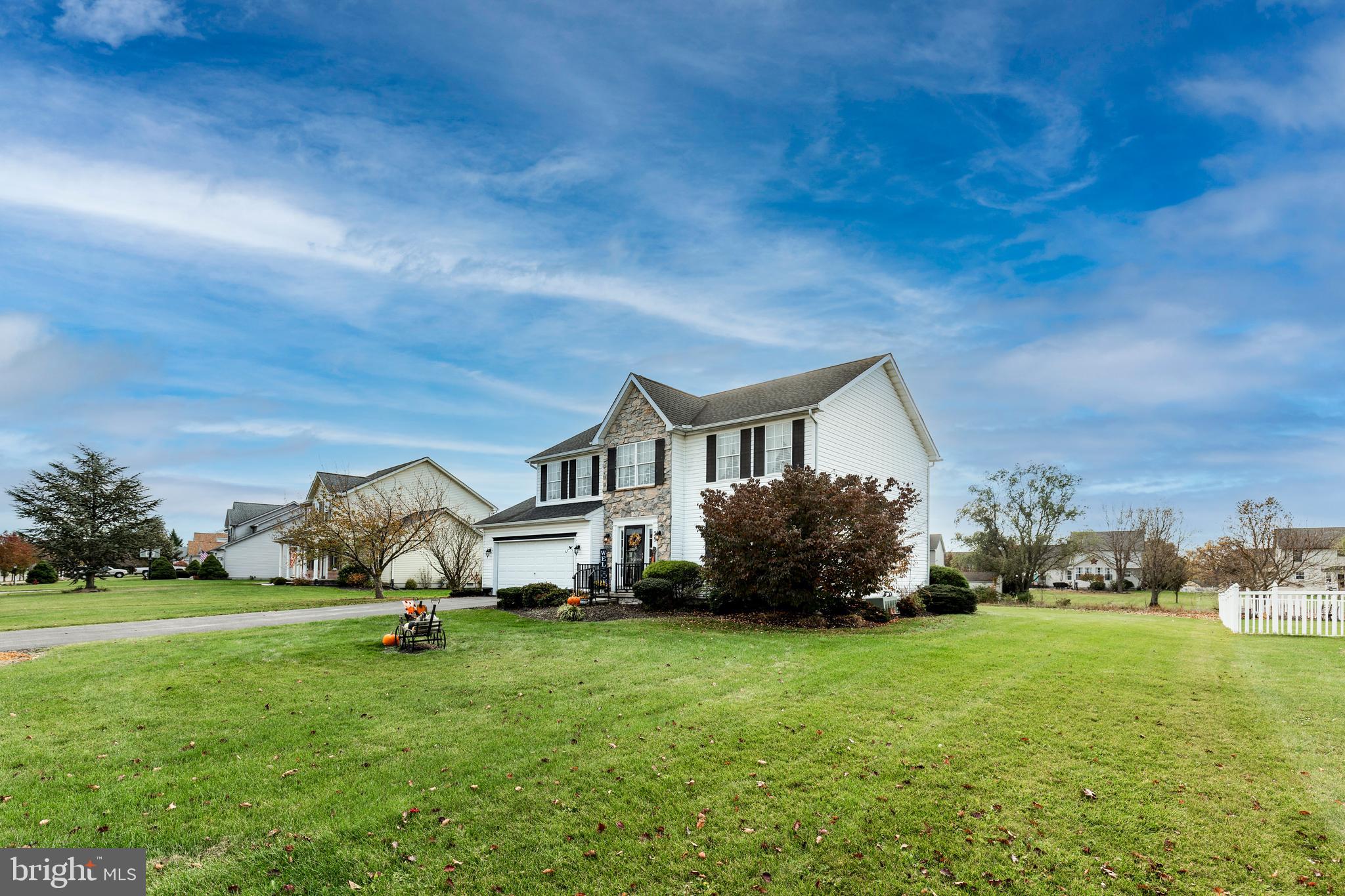 25 S Allwood DRIVE