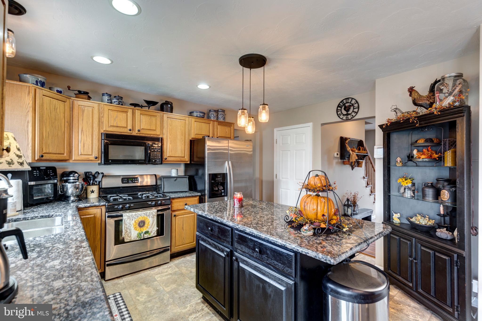 25 S Allwood DRIVE