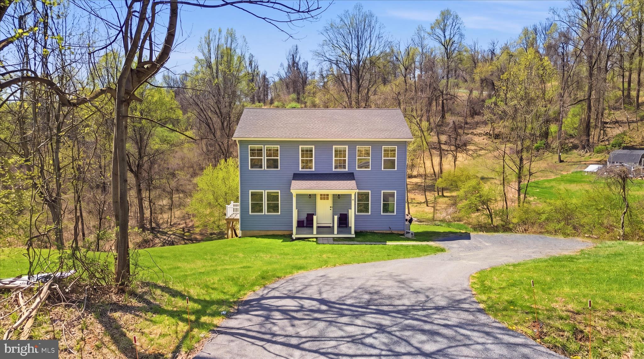 9 BLUE BIRD TRAIL