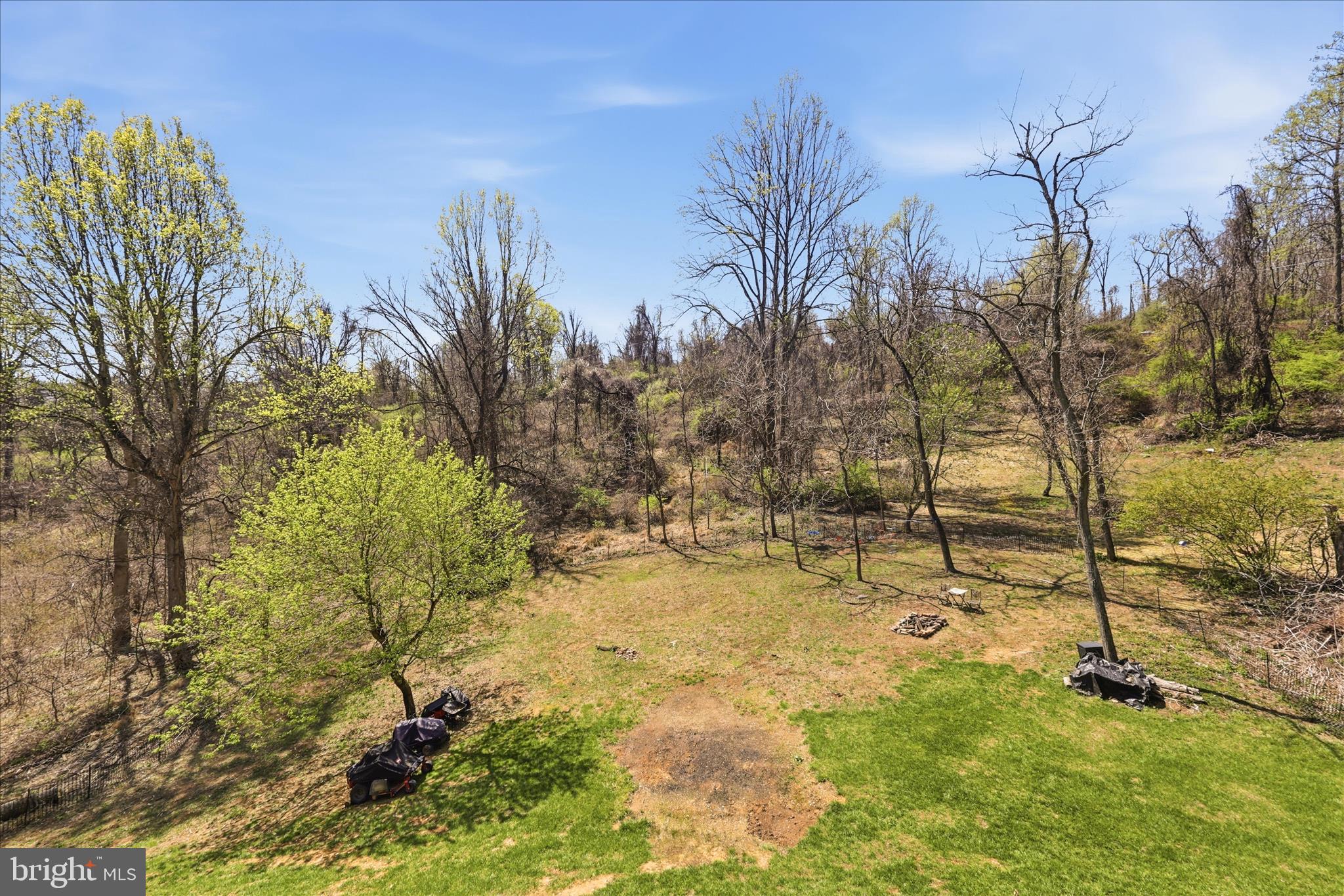 9 BLUE BIRD TRAIL